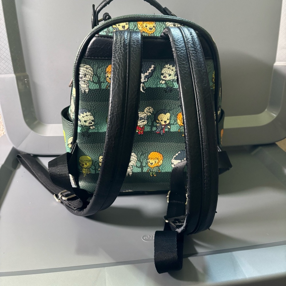 Loungefly x Universal Studios Universal Monsters … - image 10